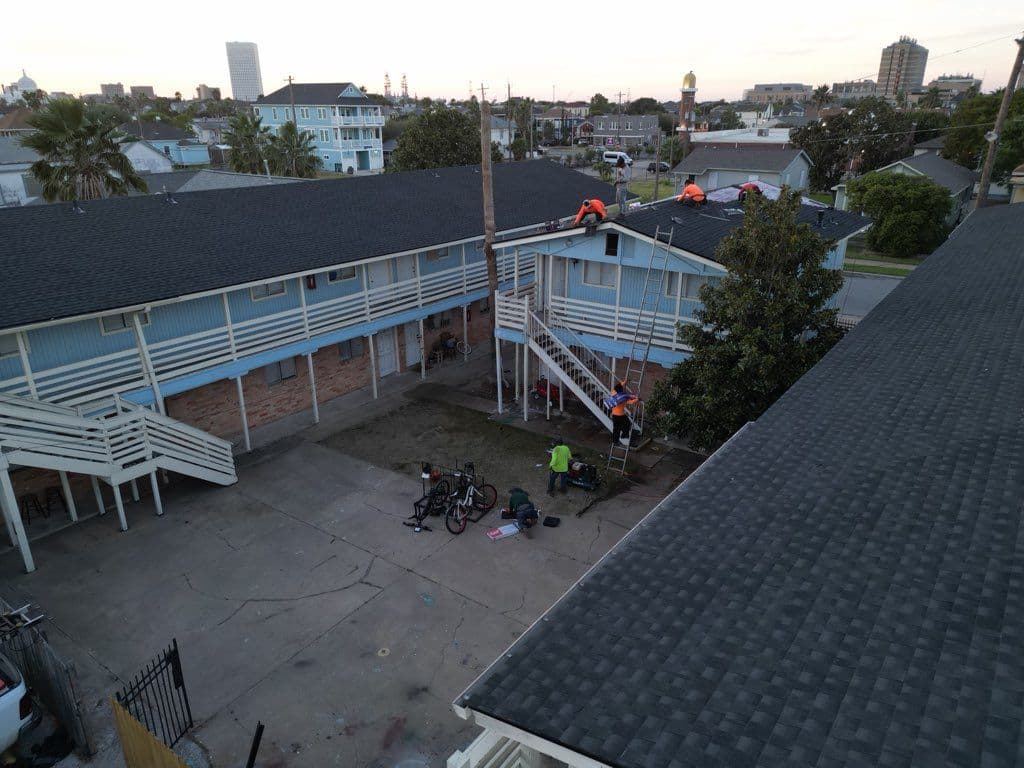 Gallery photos for Shingle Roof Installation in Galveston: Image #1