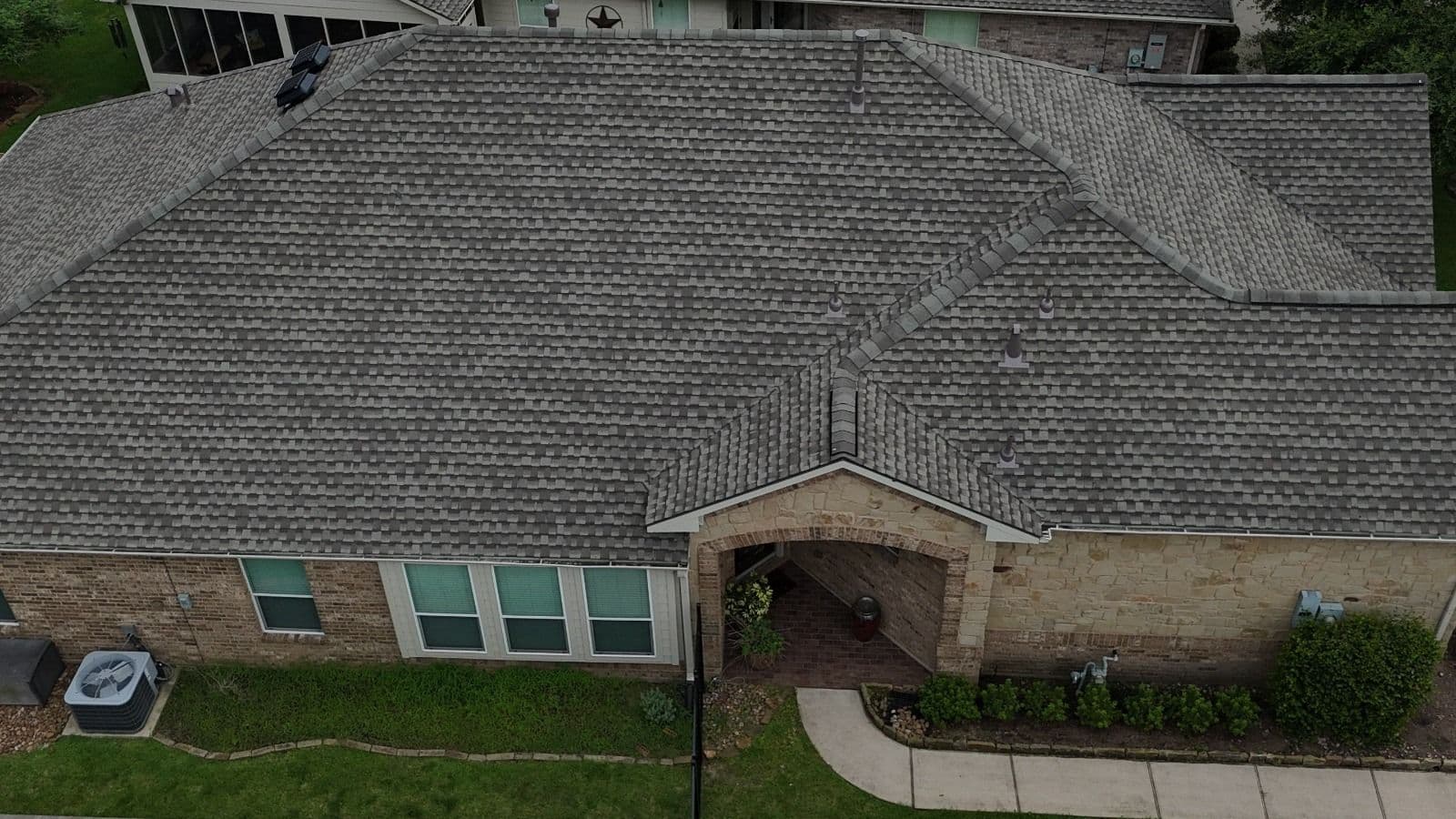 Gallery photos for Roof Replacement Done Right in Bella Vista Pearland: Image #2