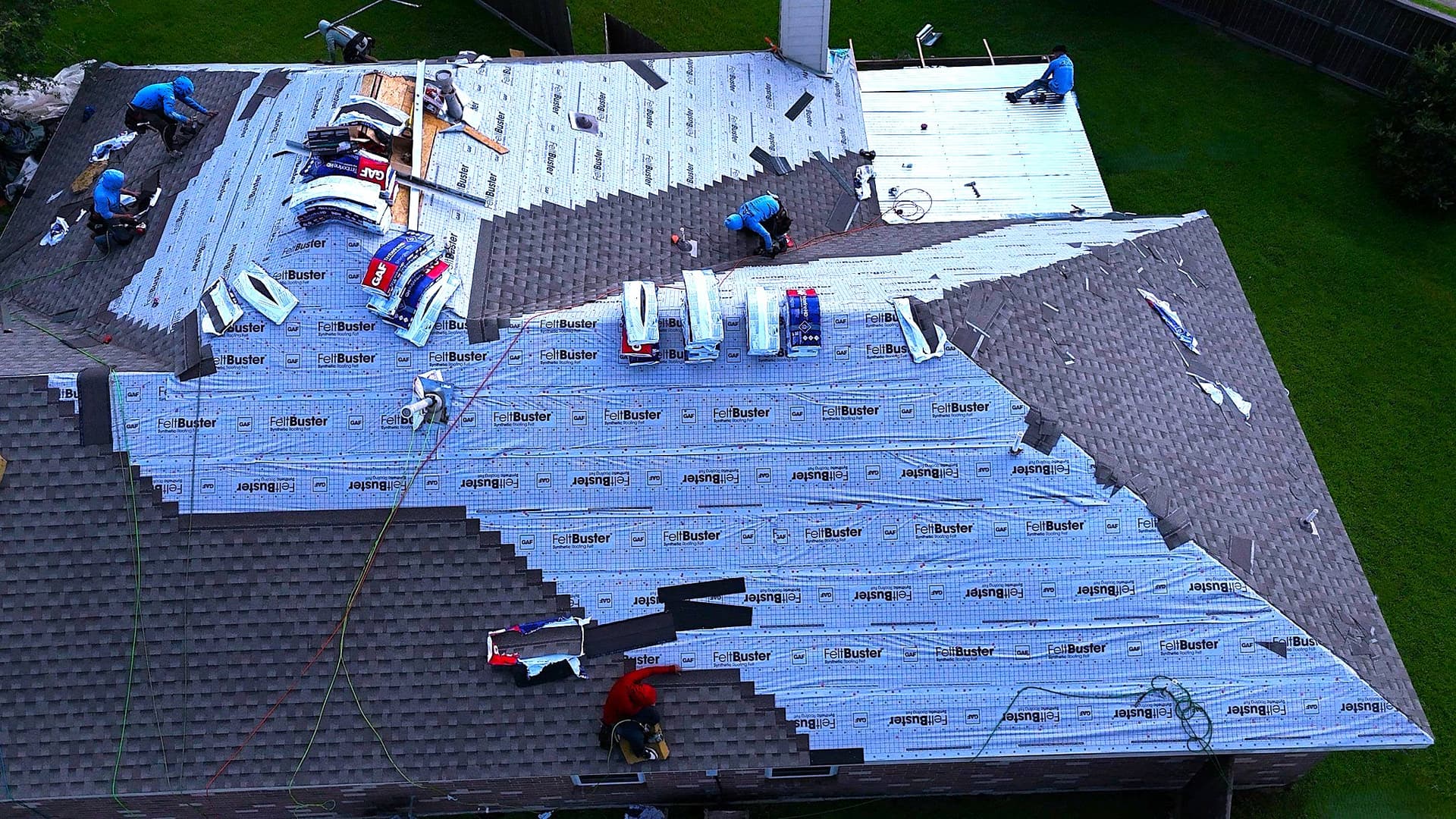 Gallery photos for Full Roof Replacement Completed in One Day in Pearland: Image #3