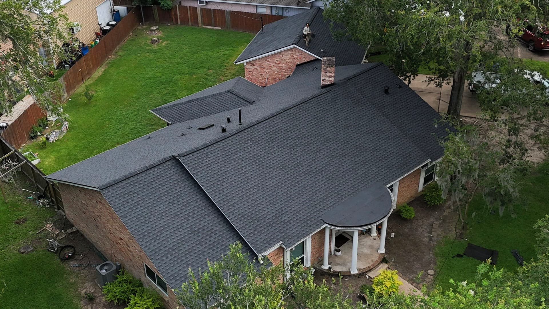Gallery photos for Full Roof Replacement on Yost Blvd in Pearland: Image #2